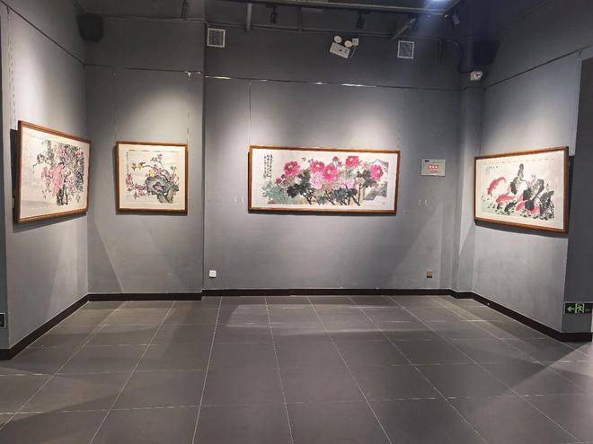 “百花向阳・盛世芳华 —— 庆祝中国共产党成立 105 周年当代花鸟画名家特展” 于深圳市合正艺术博物馆开展
