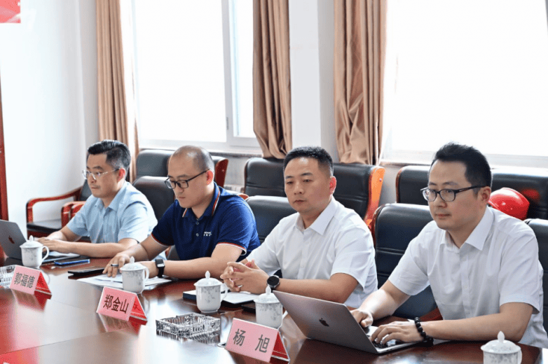 邦耀机器人携手三岳化工攻坚危化智能巡检 打造省级新旧动能转换示范标杆项目(图2) 邦耀机器人携手三岳化工攻坚危化智能巡检 打造省级新旧动能转换示范标杆项目(图2)