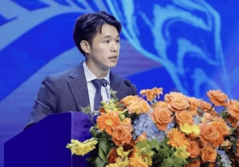 一觉醒来，宏远又将进行大交易！550万买断王少杰？名宿谈杜锋下课