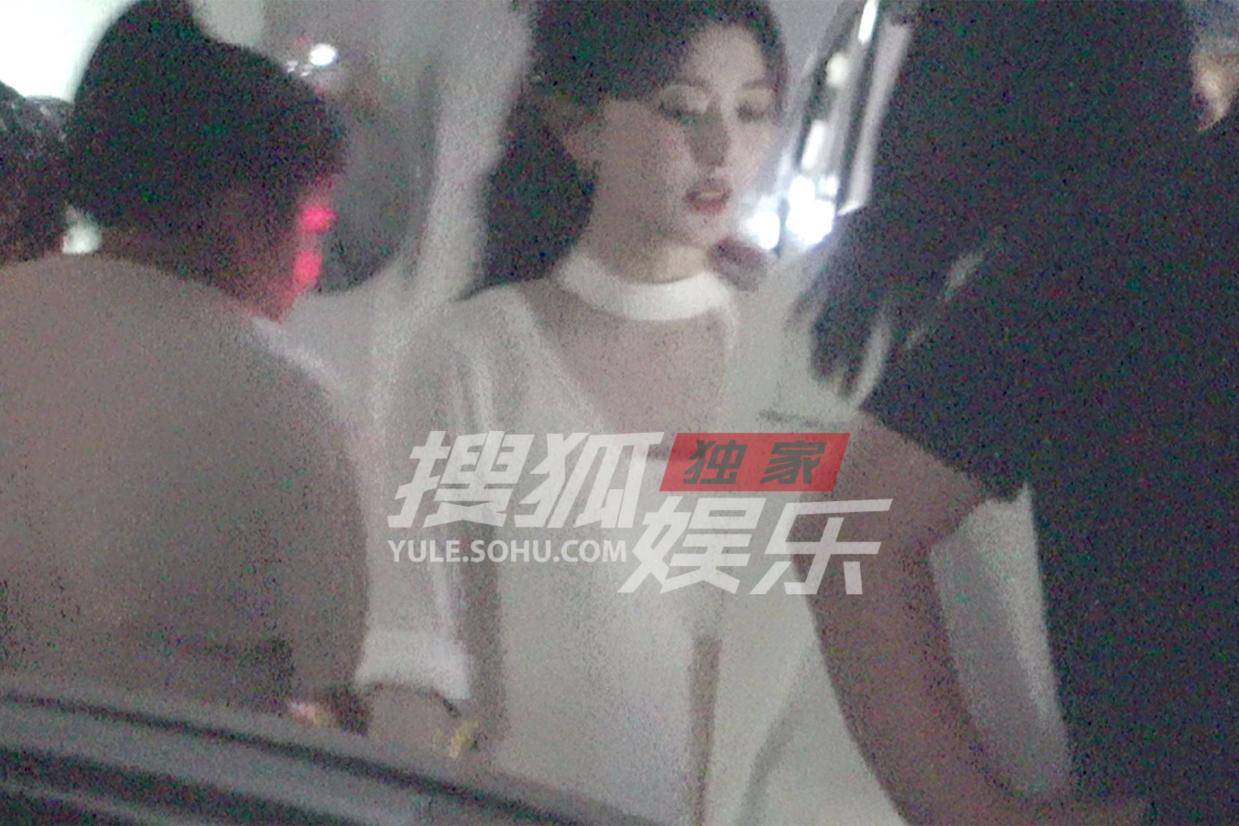 孔雪儿工作后现身 从容淡定尽显满分风采