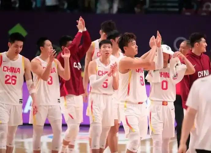 18次失误！15次被抢断！男篮惨败，赵睿回归驰援？郭士强官宣决定