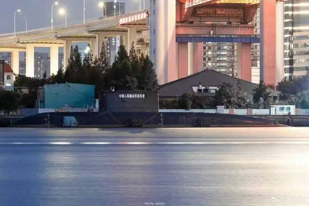 点击图片看原样大小图片
