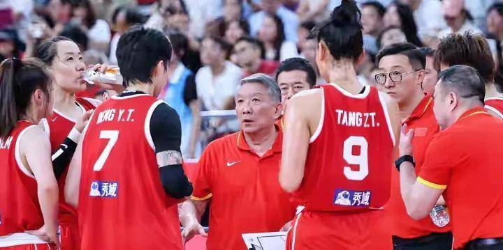 不是张子宇，不是陈明伶，有1人需为中国女篮失利担责！