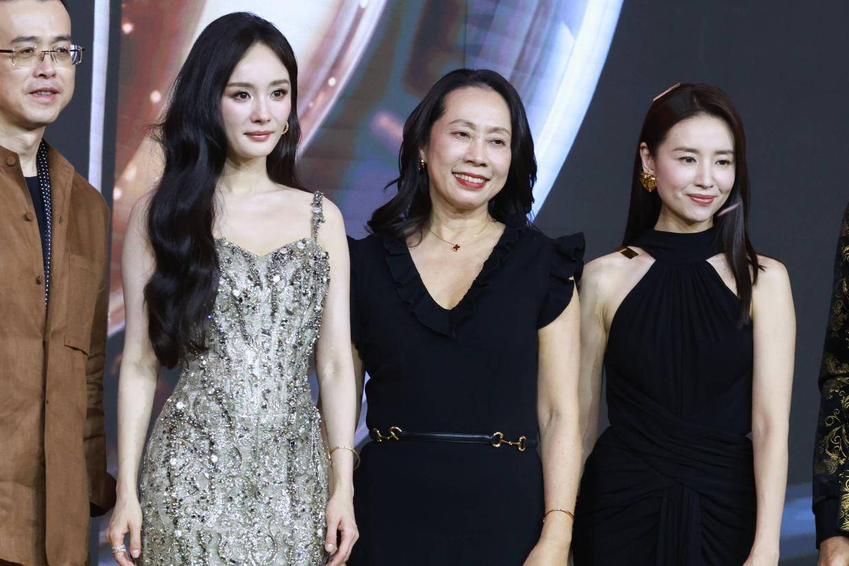 杨幂董洁闪耀同框 揭秘秀发轻盈秘诀与时间哲学