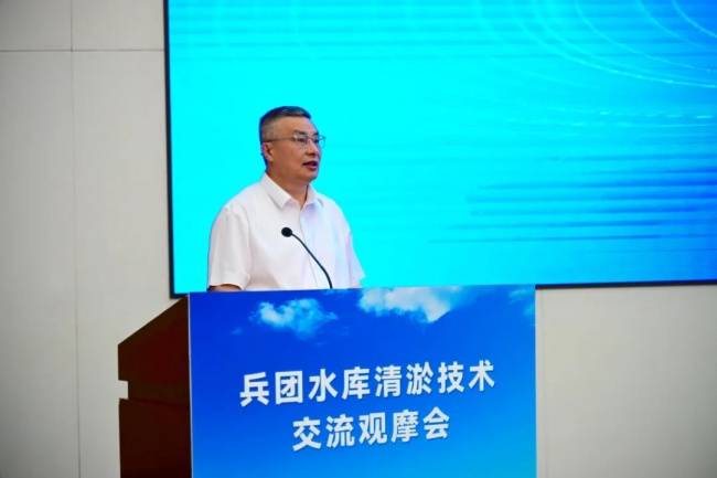 “重器浚河湖,碧水润兵团”水库清淤观摩会在新疆成功举办(图3) “重器浚河湖,碧水润兵团”水库清淤观摩会在新疆成功举办(图3)