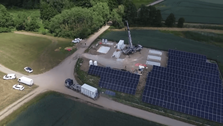利星能捷克5MW/20MWh电网侧调峰调频储能项目投运(图1) 利星能捷克5MW/20MWh电网侧调峰调频储能项目投运(图1)