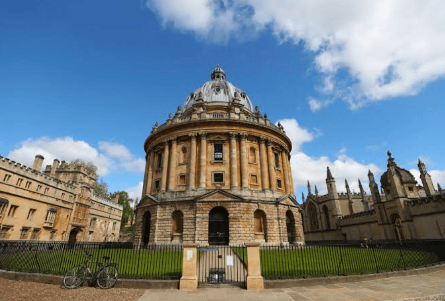 英国商学院榜单更新!KCL首登榜单,商科申请风向标