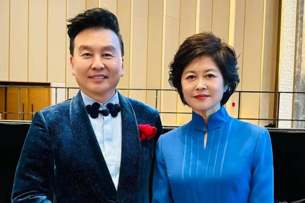 张泽群深情悼念敬一丹:敬真向善一丹心,铭记亲师恩情