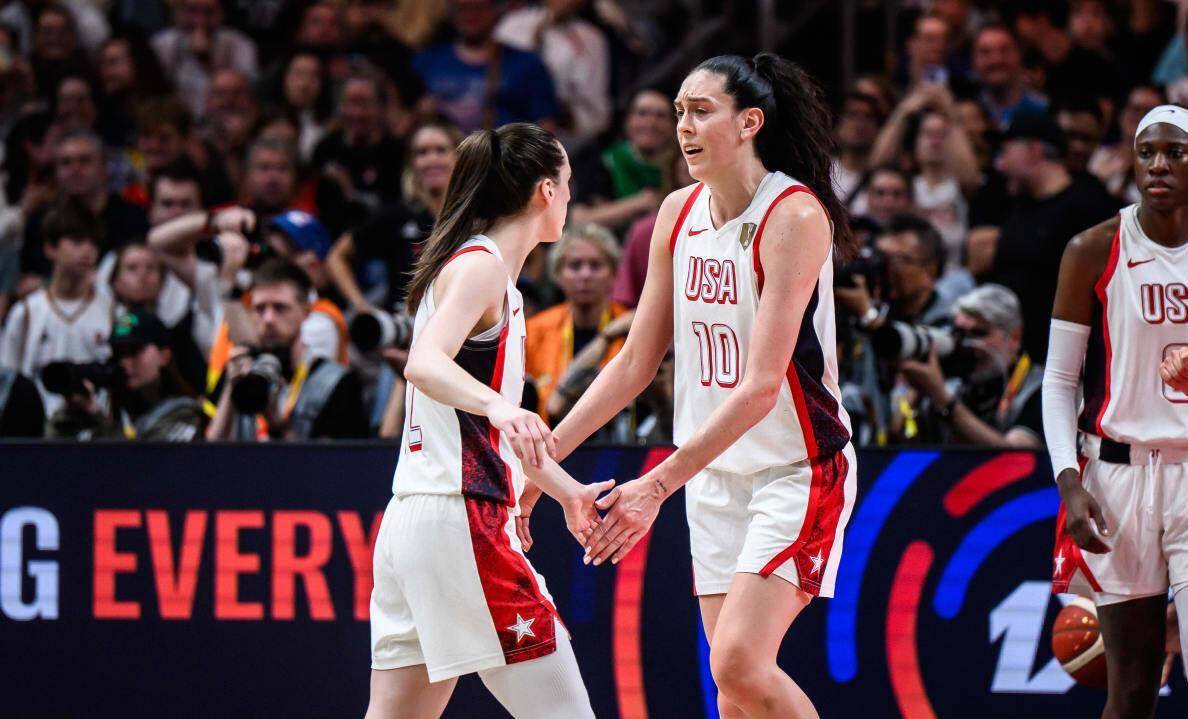 她们太强了！97-79，女篮世界杯大结局，逆转获五连冠！法国亚军创历史