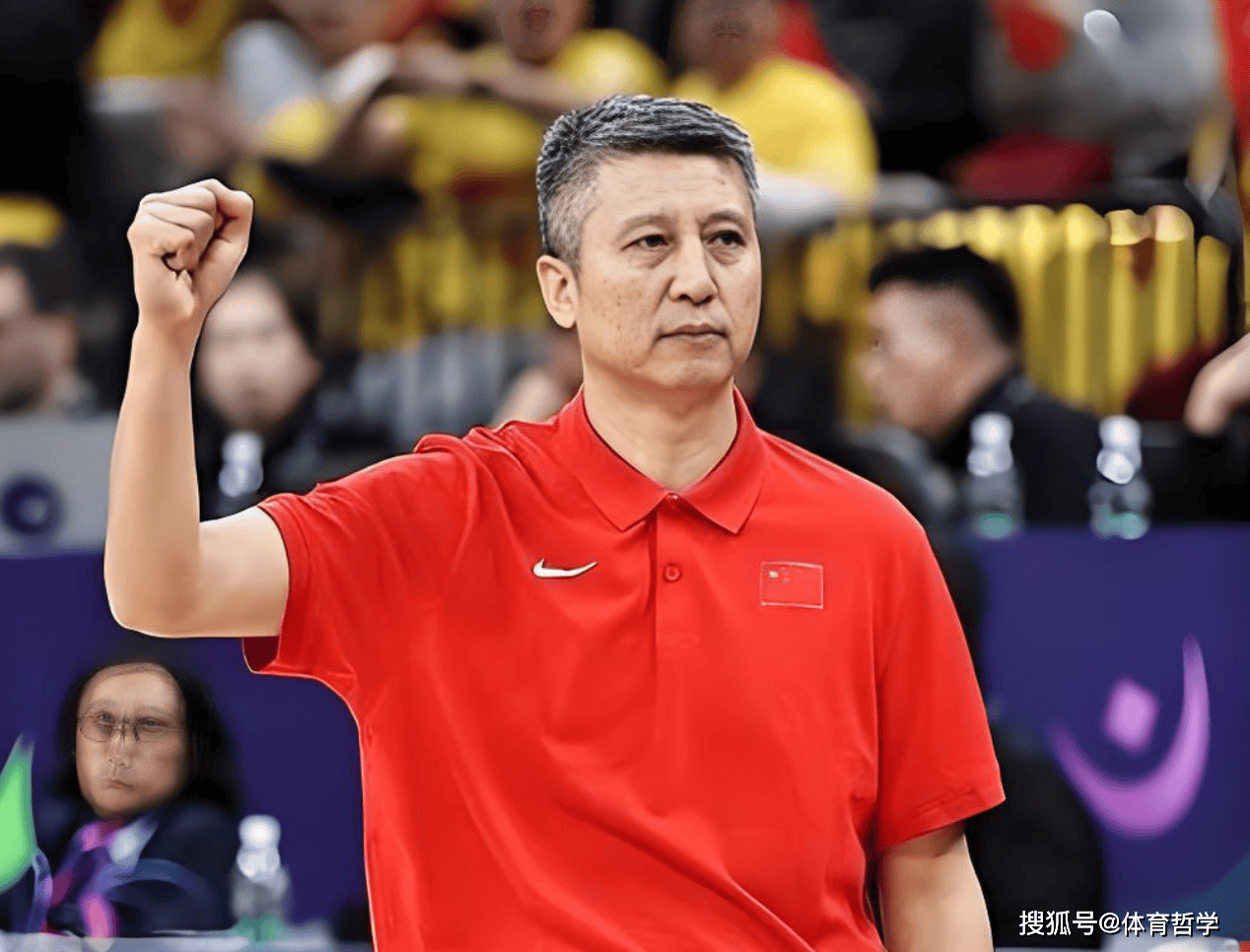 丢人！男篮狂输日本19分 球迷：郭士强下课吧