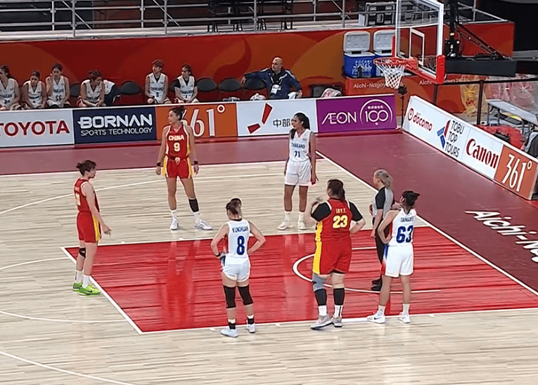 亚运女篮八强定2席！中国女篮横扫泰国提前晋级，13-3抢断亮眼