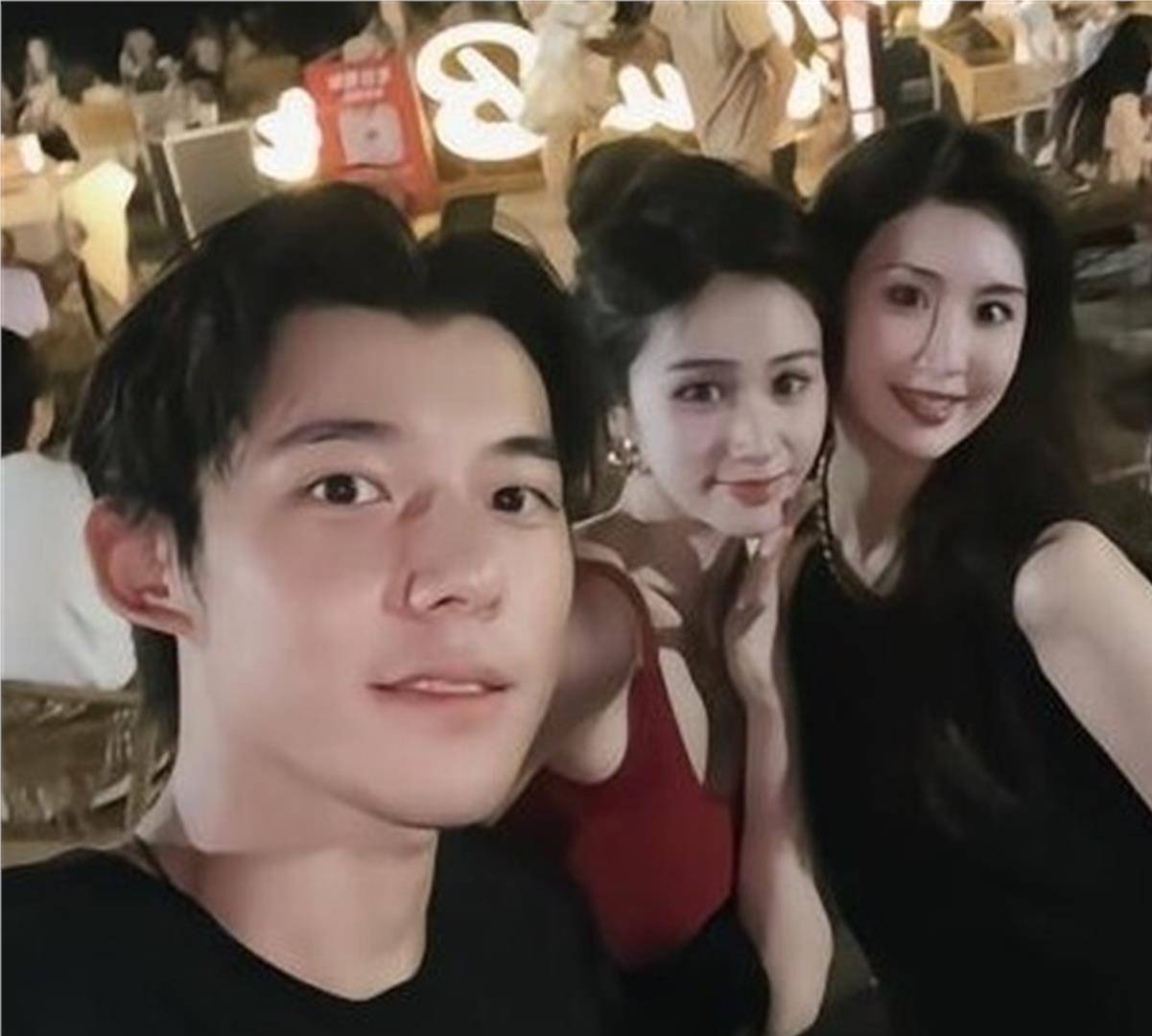 李嗣镕
