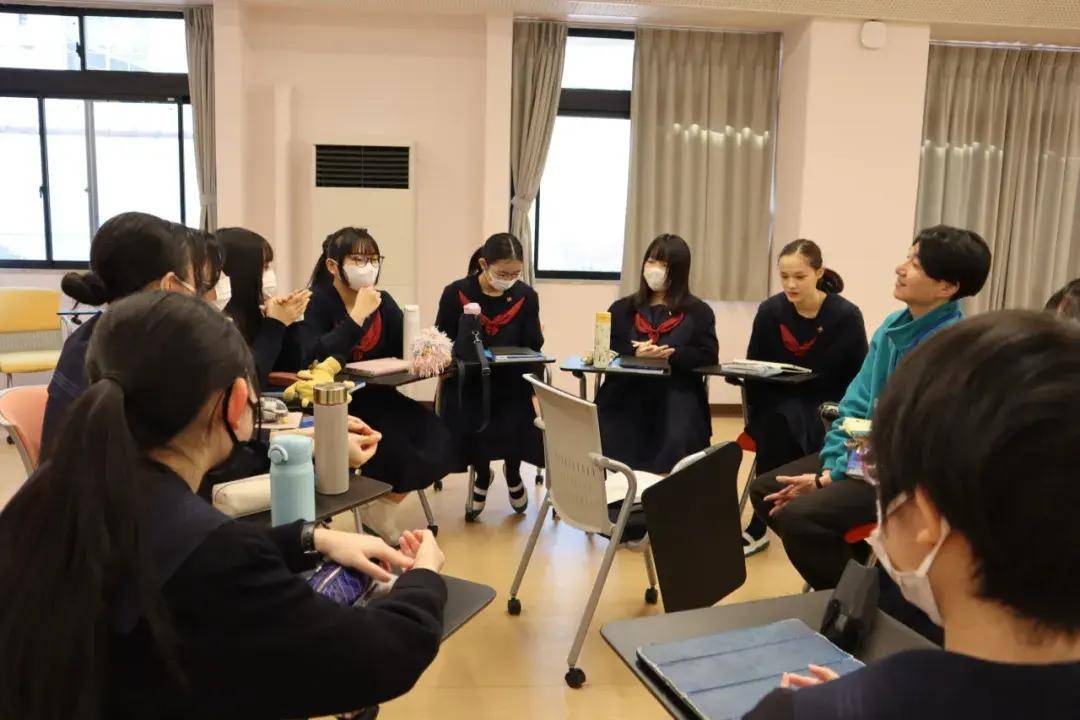请输入图片描述 请输入图片描述