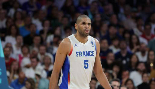 NBA消息速递：杜伦拒绝活塞报价，巴图姆宣布退役，独行侠或交易欧文