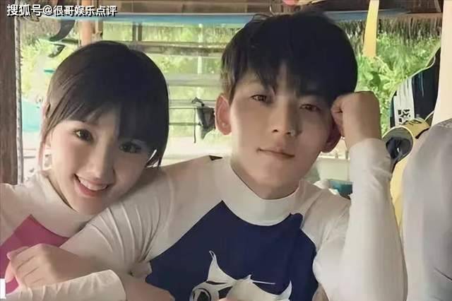 校园晚会互动现场翻车,台下齐喊毛晓彤,陈翔遭遇当众社死封面图