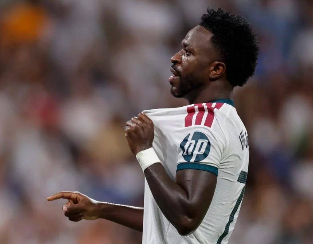 9月23日:1球3助!皇马亿巨星续约后摆烂,穆里尼奥看走眼,枪手趁虚而入
