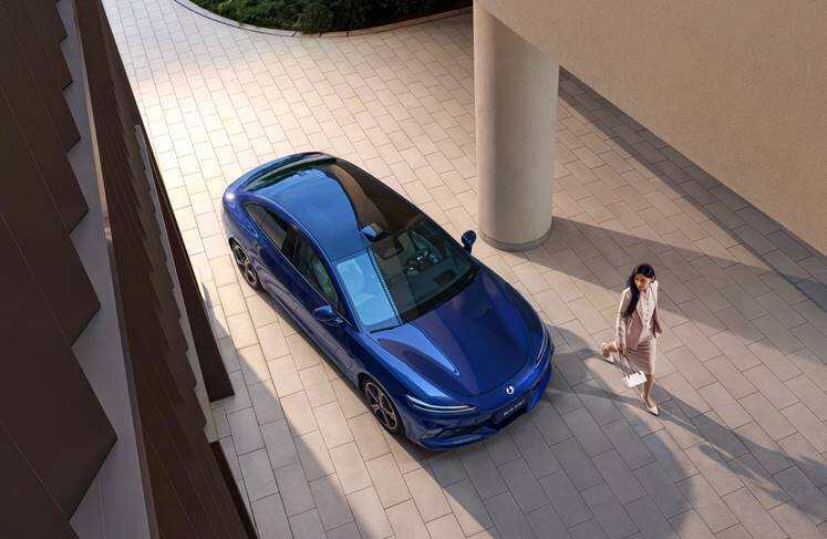 1100km 纯电续航行业最长，腾势 Z9S 正式上市