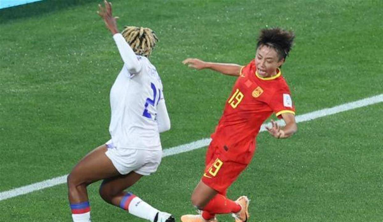 9.25日：比赛尚未开始中国女足先损失一位主力突遭打击战胜越南队颇有难度