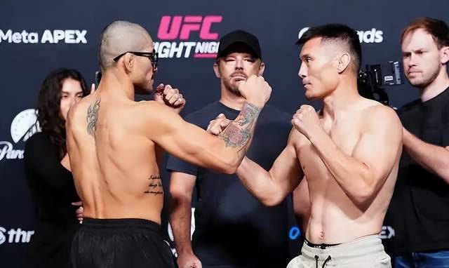中国“草原骑士”再度闯荡UFC,战况相当胶着!
