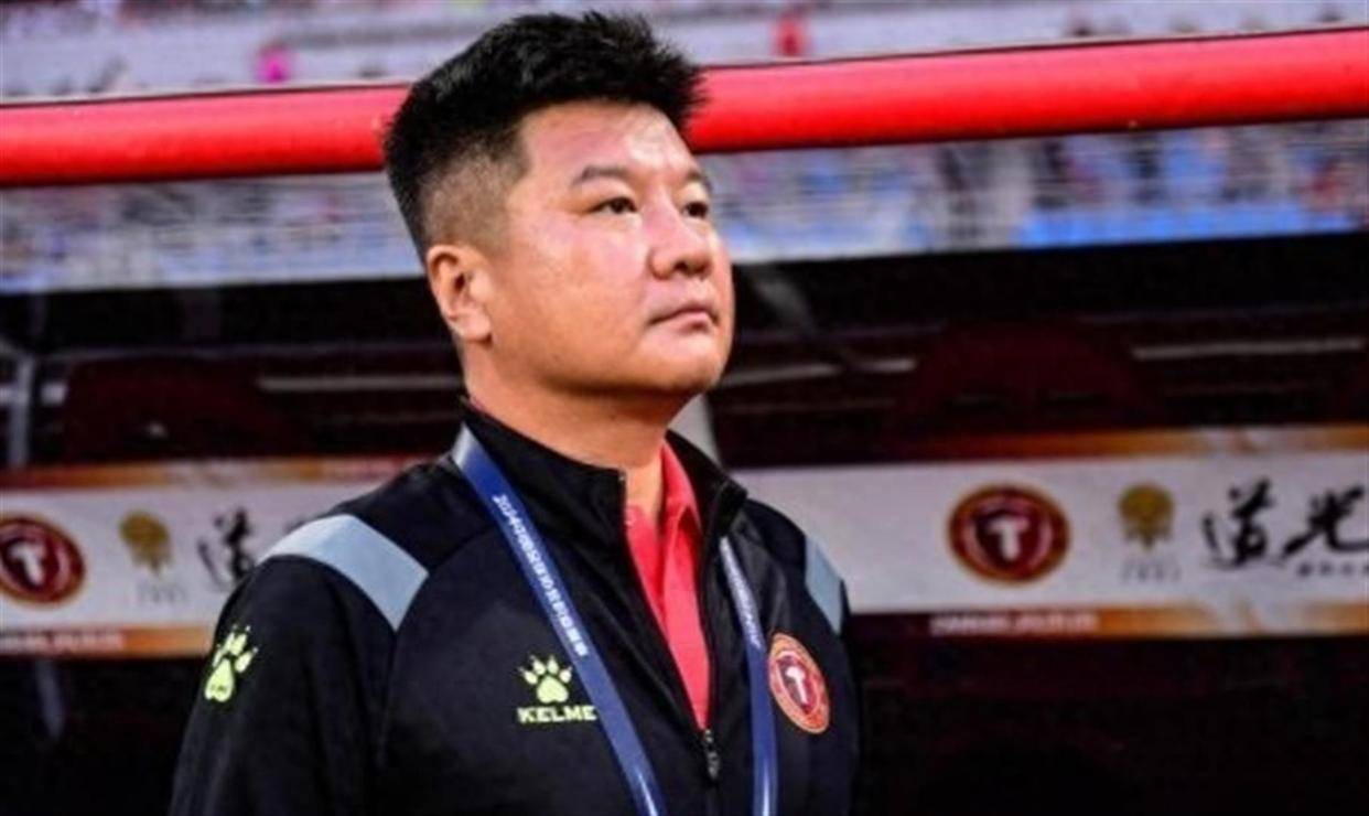 李金羽