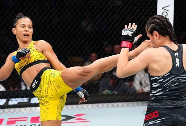 UFC292