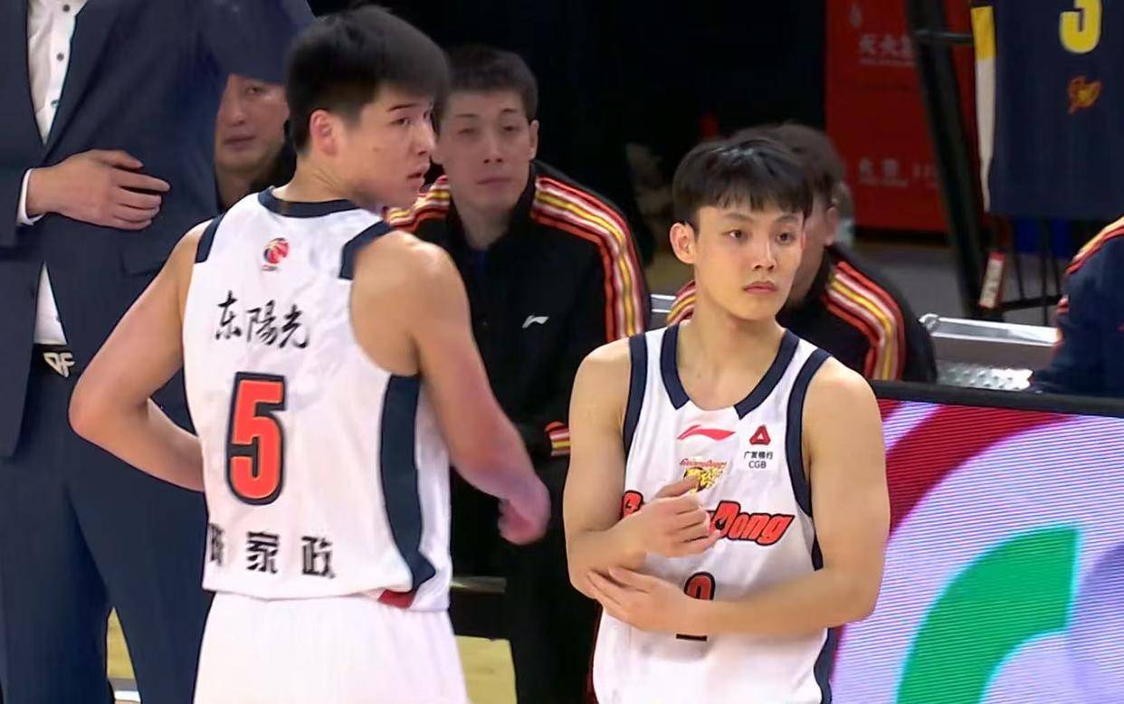 重磅！广东队作出重大决定，CBA冠军锋线驰援亚科夫列维奇！