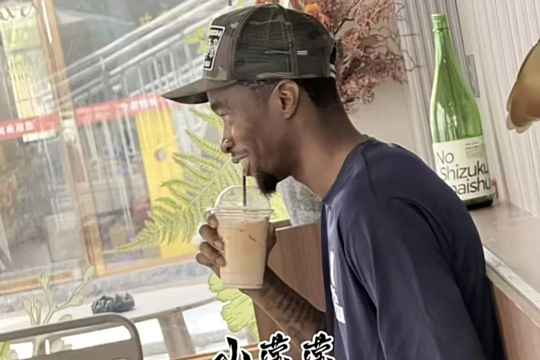 广东单外援出战季前赛，广州错失奥拉迪波，郭艾伦拒绝退役，四川官宣主教练