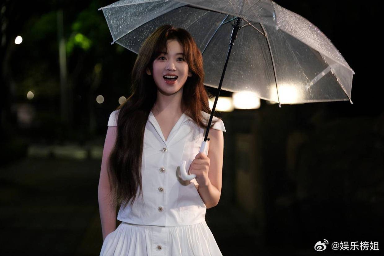 代露娃发长文回应《我家那闺女》争议：“谢谢所有骂醒我的人，也谢谢愿意听我说话的人”封面图