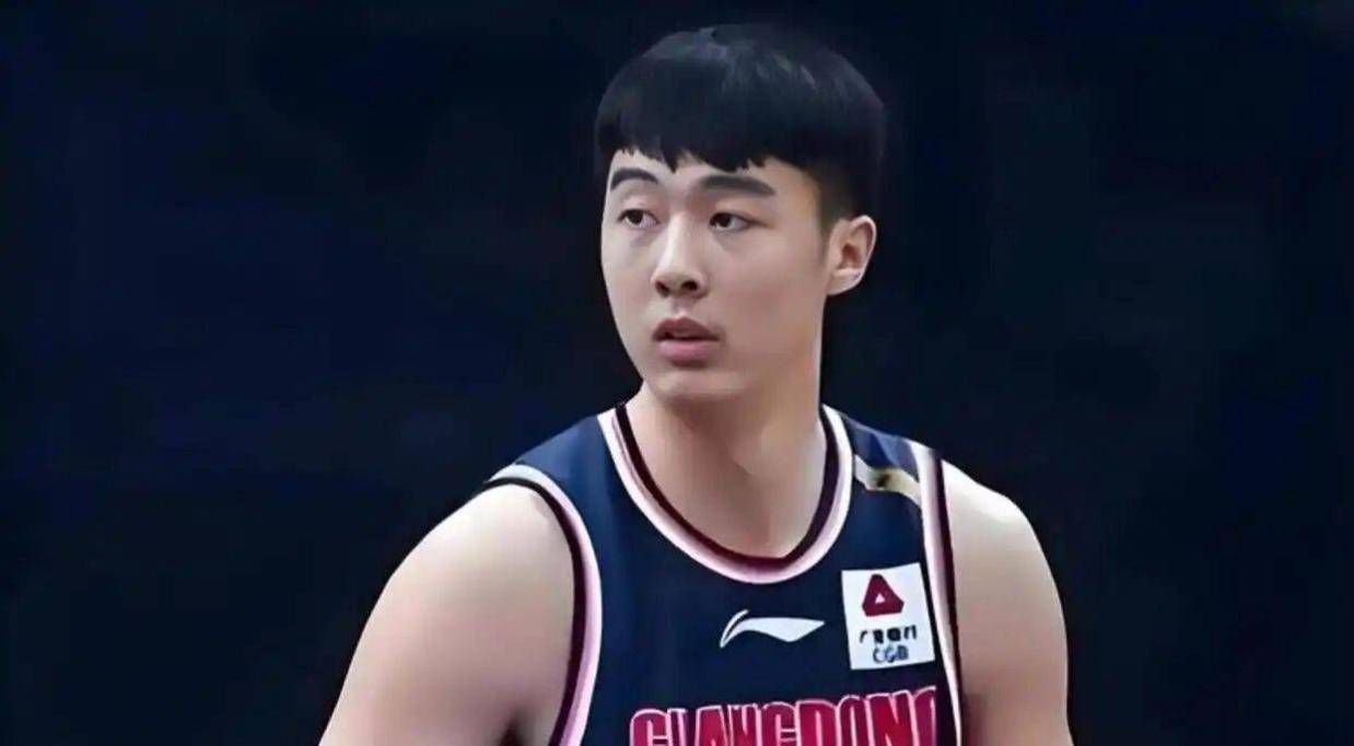 宏远晚报！杜锋爱徒官宣再就业，弗格加盟细节曝光，陈老板创CBA历史！