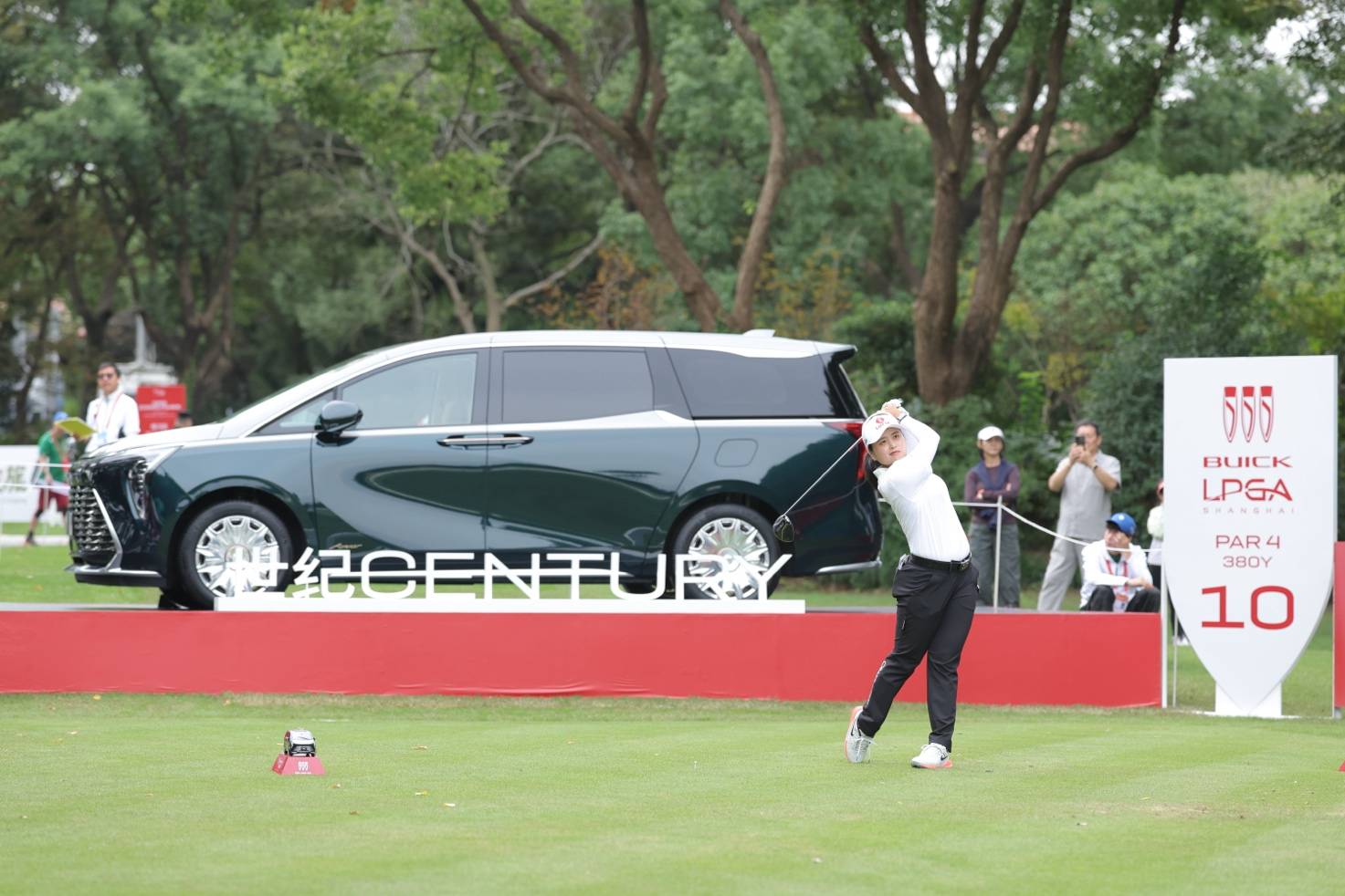 2026别克LPGA锦标赛首轮崔慧珍64杆强势领先 殷若宁领跑中国军团