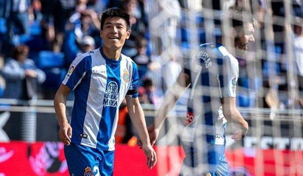 巴萨十六天五赛飞两千公里仍可轮换，贝蒂斯成最不重要客场
