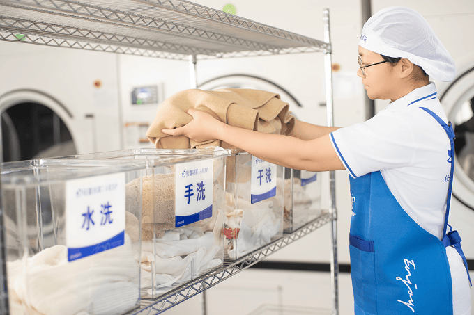 轻喜到家双11家务狂欢节第二阶段开启,全品类爆款拼团活动引爆家庭服务消费(图4) 轻喜到家双11家务狂欢节第二阶段开启,全品类爆款拼团活动引爆家庭服务消费(图4)