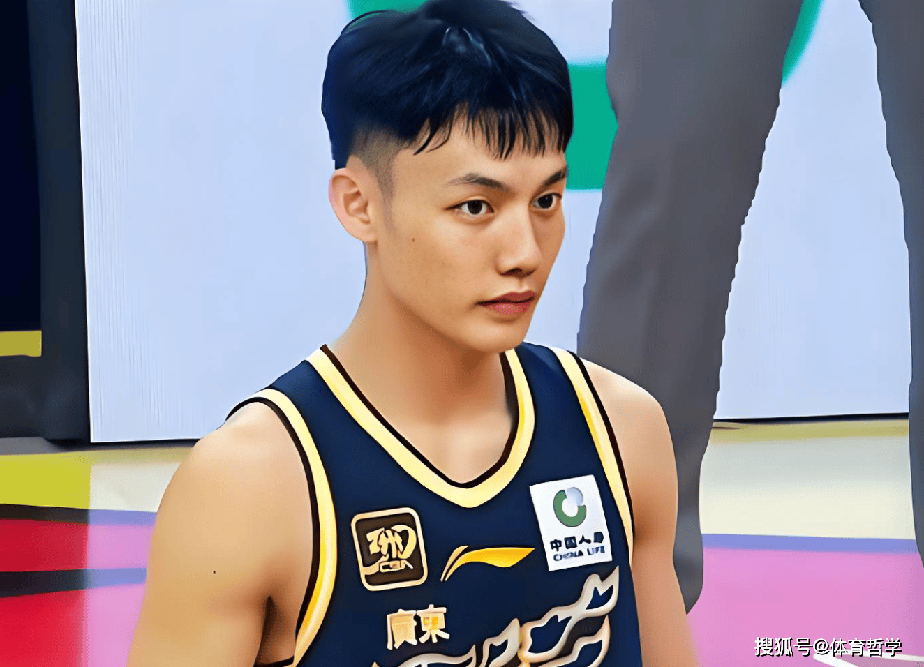 原创
            实话实说，徐杰快把CBA顶薪合同给打没了！