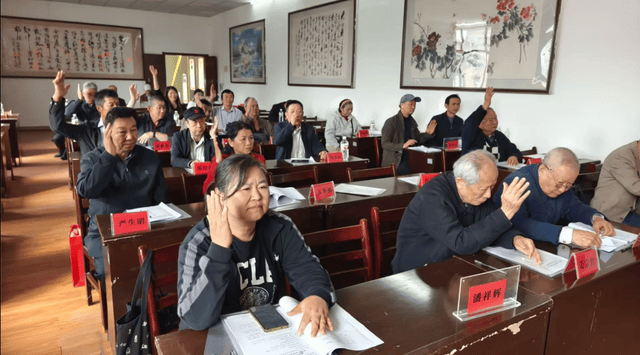 薪火赓续文脉 笔墨续写新篇——鄂州市华容区芦林风读写学会第二届换届大会圆满召开(图22)