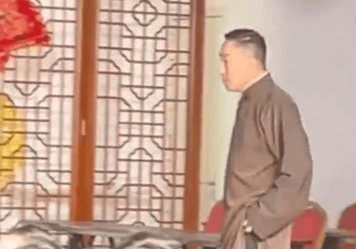 天津相声演员杨议辱骂观众引风波 文旅局介入调查并取消近期演出