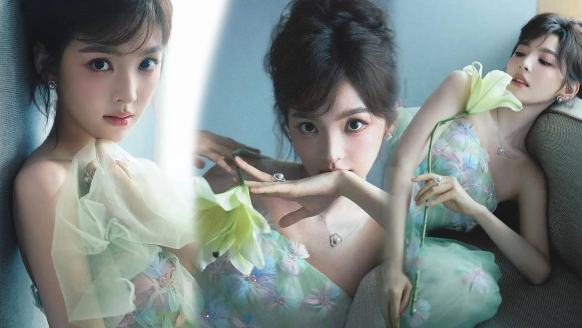 章若楠穿浅绿纱裙温婉俏皮，手持花朵似林间仙子