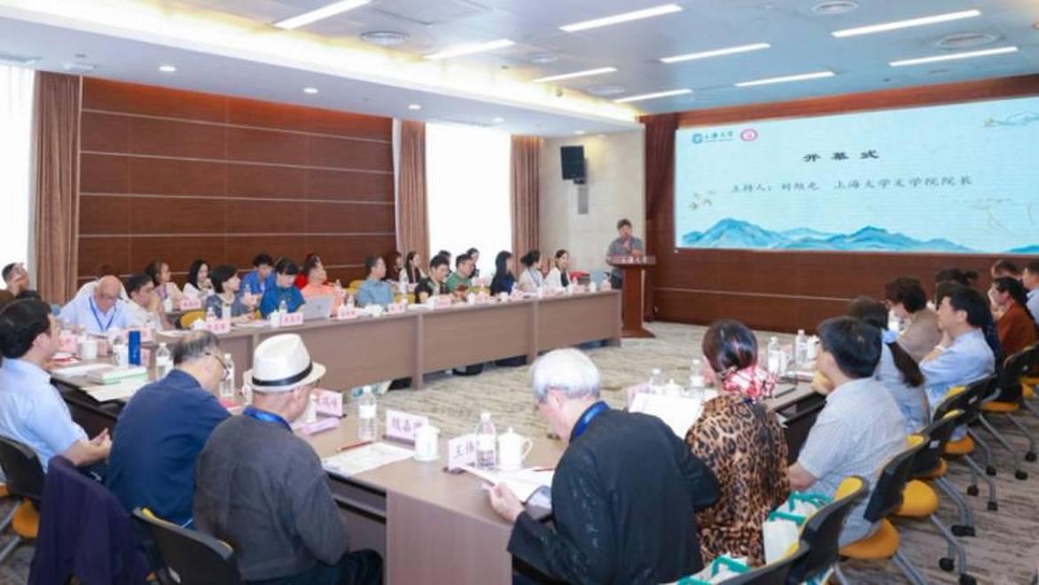 从书斋走向校园，古诗文吟诵“声”入人心