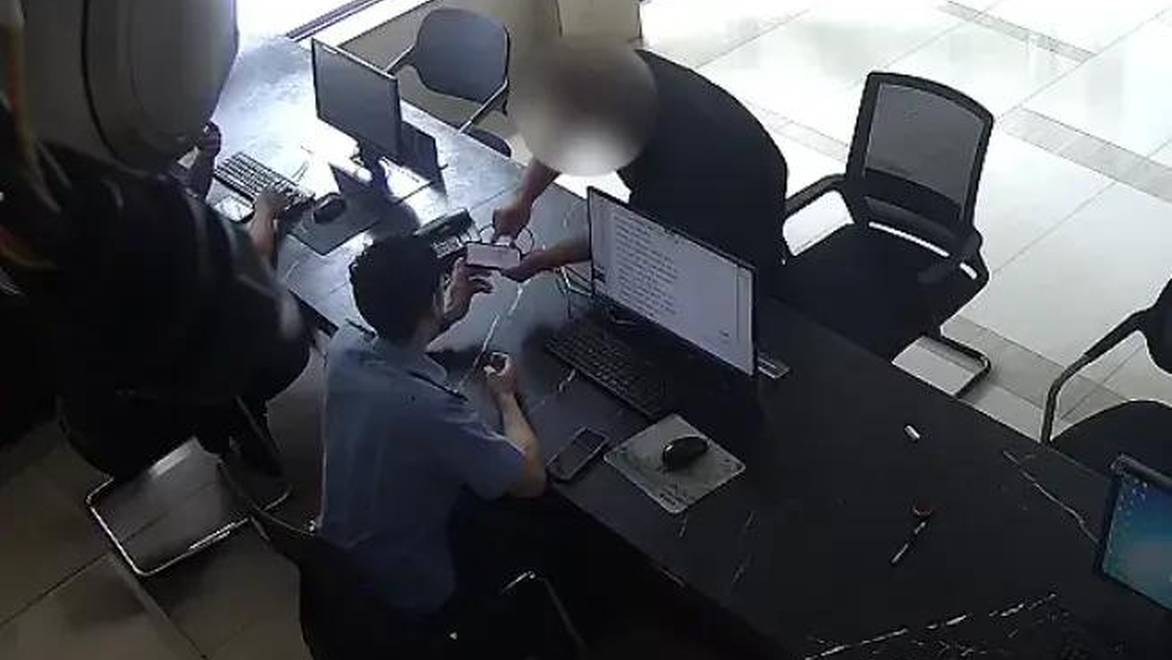 “我要报案”“我来自首”，受害人、嫌疑人同时走进派出所