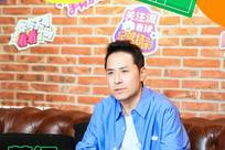 黄征：看球踢球有三十多年了 足球的魅力有很多层面