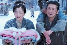17岁拿影后，42岁离婚复出，48岁靠一个跪雪地的配角让全网破防