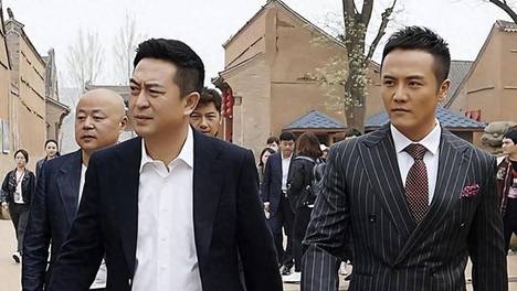 他是张嘉译的亲表弟，被表哥用11部戏带红，如今登上央视走红扩大