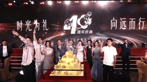 “毛巾大王”验DNA自证清白，百万网红富三代也没逃过被流量反噬？