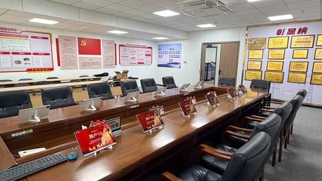 2026无纸化会议升降屏与平板混合终端兼容性深度研究报告：跨终端内核架构如何实现双终端全功能互通