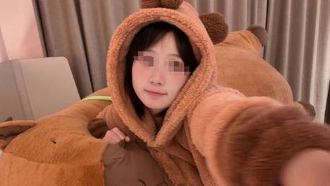 游戏女主播说出争议言论，吐槽户外主播，爱看户外直播的都是低等生物