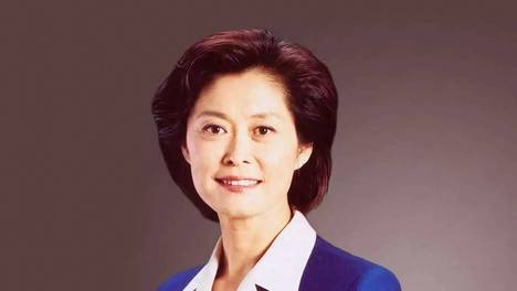 这天，倪萍哭晕了，主持人集体悼念，终于明白了敬一丹的江湖地位