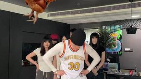 Vinz-T和网红柏拉图情侣联动！ 梦幻联动！Vinz-T和网红柏拉图情侣郑郎晨和朱莉小姐合拍视频！Vinz-T现场模仿公鸡！…