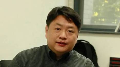 文艺批评 | 蓝江：自由的病症与数字时代的解放幻象 ——齐泽克《自由是一种没治的病》导言