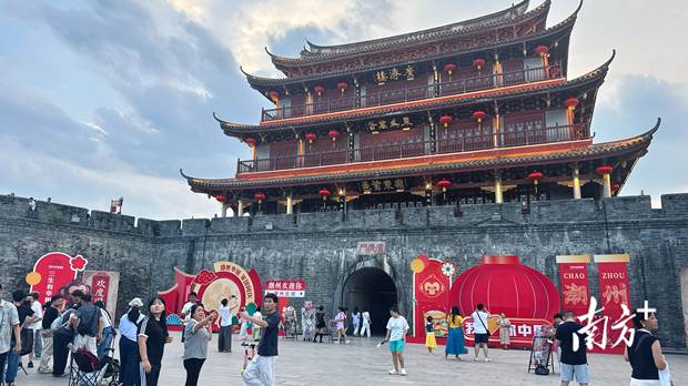 国庆古城人气旺，新空间新玩法带火潮州文旅