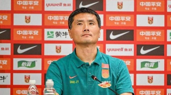 中国男足队史首次输给塔吉克斯坦队 邵佳一道歉