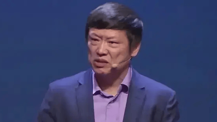 胡锡进炒股10万本金亏光，你怎么看？